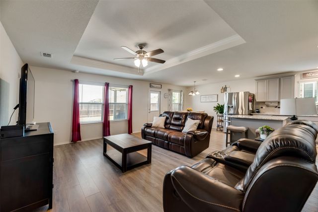 1505 Waggoner Drive, Aubrey, TX 76227