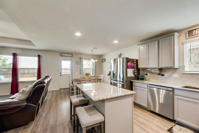 1505 Waggoner Drive, Aubrey, TX 76227