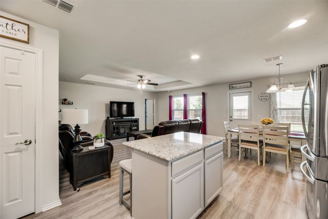 1505 Waggoner Drive, Aubrey, TX 76227