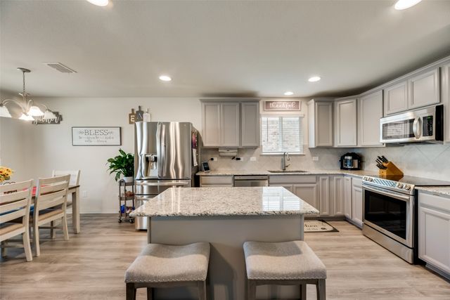 1505 Waggoner Drive, Aubrey, TX 76227