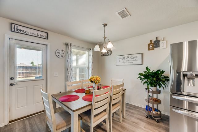 1505 Waggoner Drive, Aubrey, TX 76227