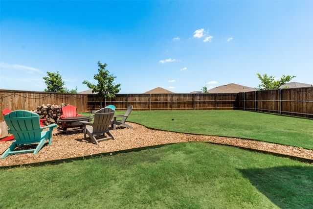 1505 Waggoner Drive, Aubrey, TX 76227