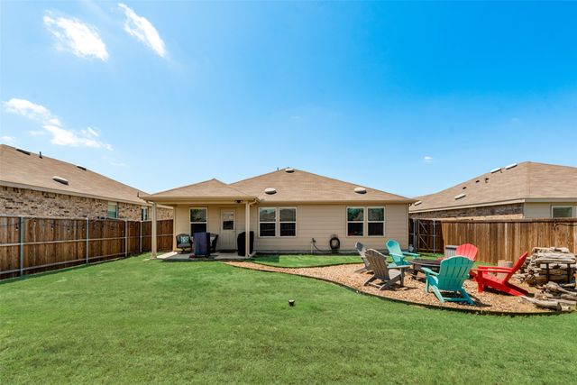 1505 Waggoner Drive, Aubrey, TX 76227