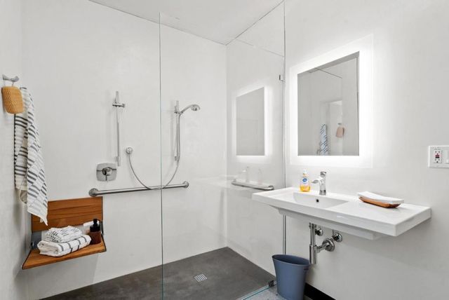 108 High Road, Santa Cruz, CA 95060