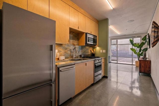 108 High Road, Santa Cruz, CA 95060
