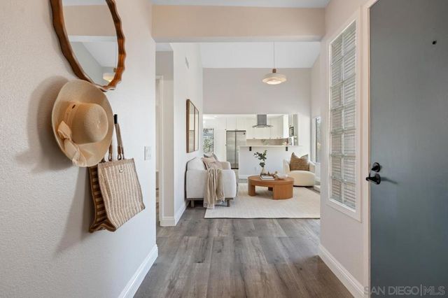2053 Golden Circle Dr, Escondido, CA 92026