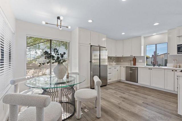 2053 Golden Circle Dr, Escondido, CA 92026