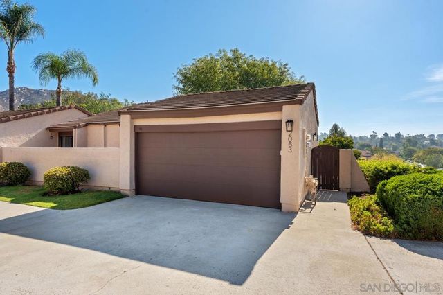 2053 Golden Circle Dr, Escondido, CA 92026