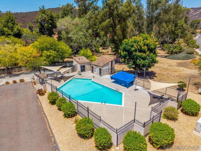 2053 Golden Circle Dr, Escondido, CA 92026
