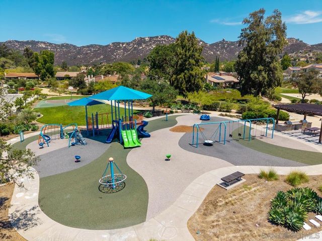 2053 Golden Circle Dr, Escondido, CA 92026