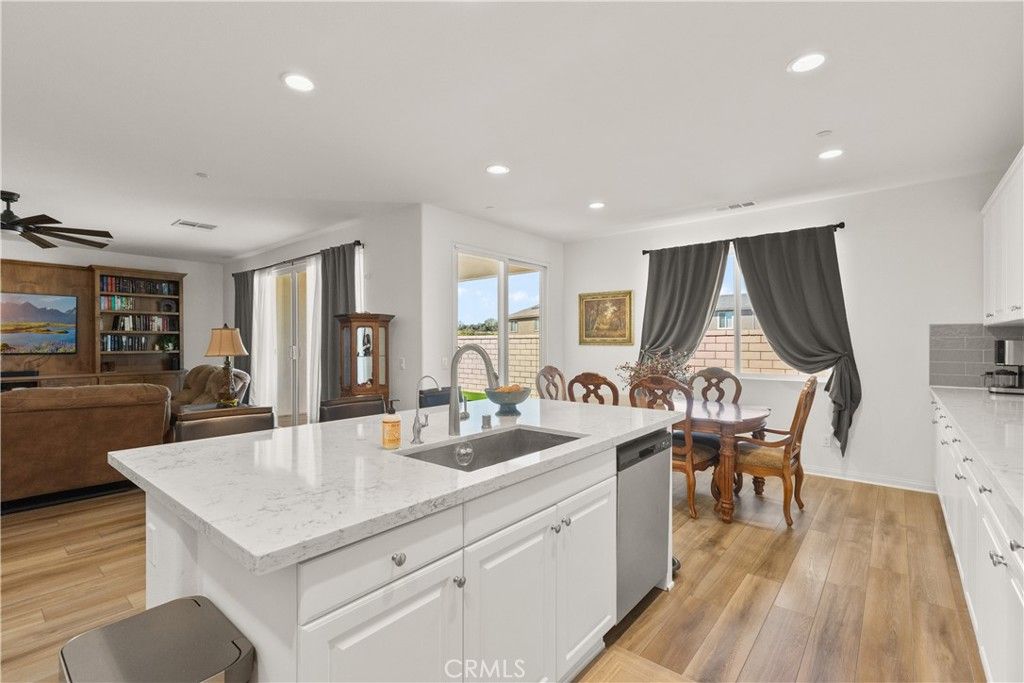 30290 Roebuck Court, Menifee, CA 92584 — photo 5