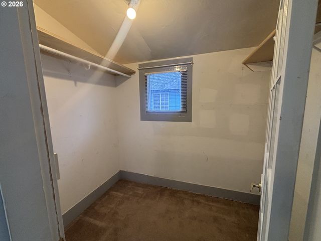 2208 CEDAR St, La Grande, OR 97850