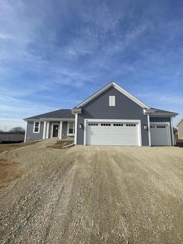 596 Twin Creeks DRIVE, Dousman, WI 53118
