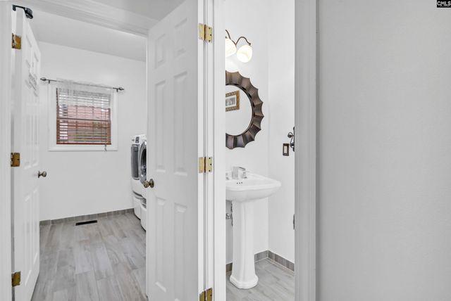 128 Genessee Valley Road W, Columbia, SC 29223