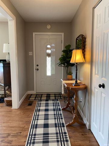 9200 W Lonebeech Drive, Muncie, IN 47304