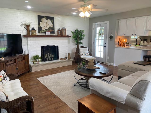 9200 W Lonebeech Drive, Muncie, IN 47304