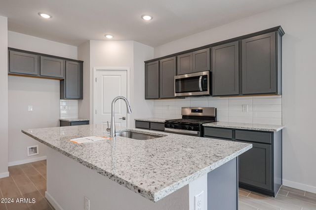 40040 W BRAVO Drive, Maricopa, AZ 85138