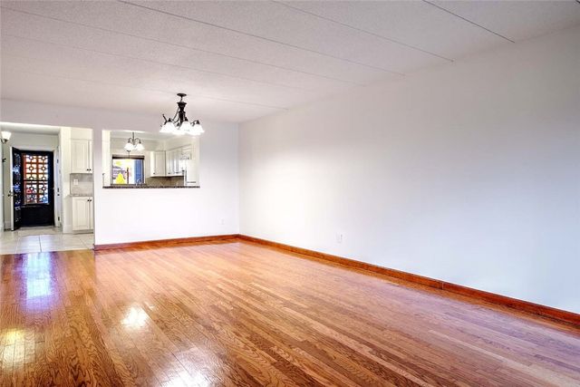 175 Hoffman Avenue 102, Cranston, RI 02920