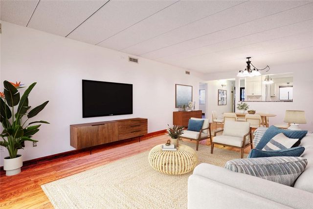 175 Hoffman Avenue 102, Cranston, RI 02920