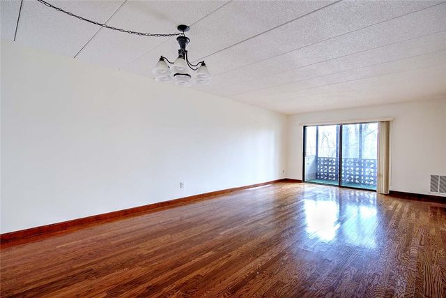 175 Hoffman Avenue 102, Cranston, RI 02920