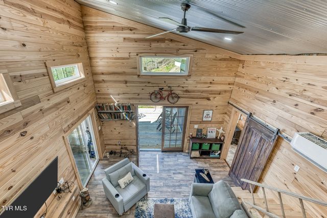 633 T Greer Road, Mountain City, TN 37683