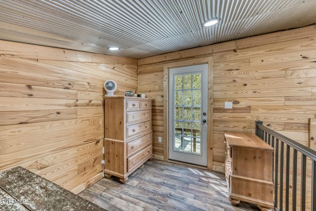 633 T Greer Road, Mountain City, TN 37683