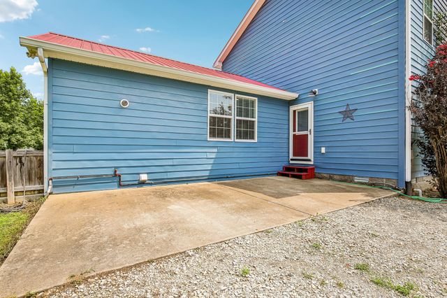 2409 Sylvia Rd, Dickson, TN 37055