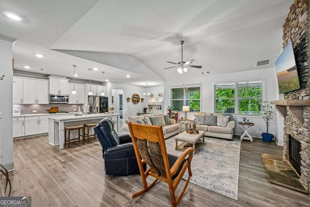 345 Cherokee Drive, Waleska, GA 30183