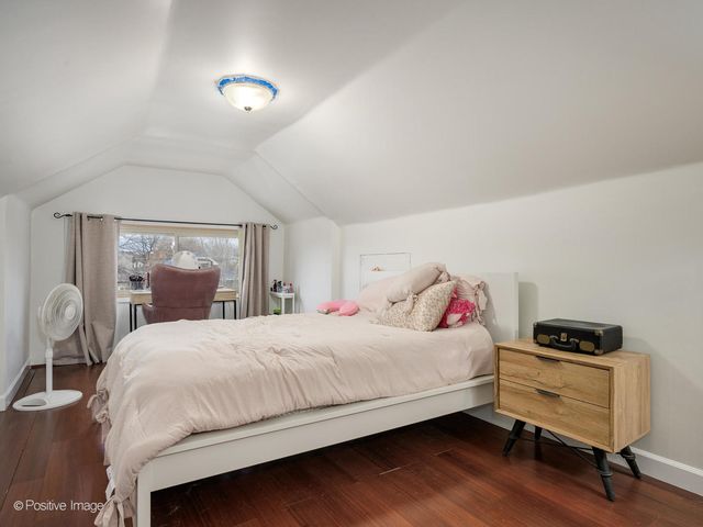 3742 Clinton Avenue, Berwyn, IL 60402