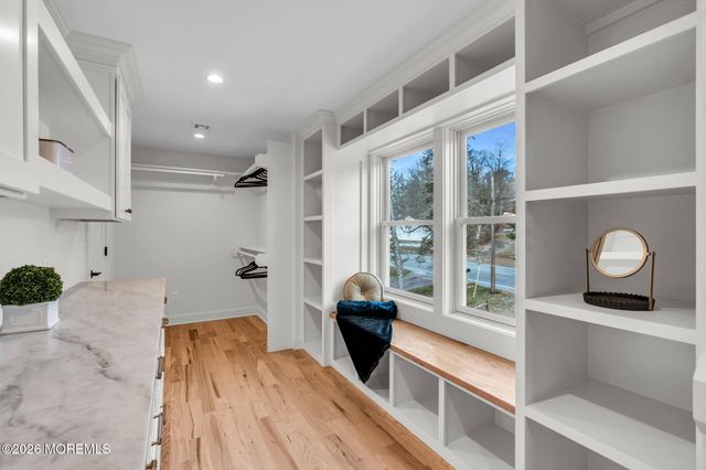 70 Valley Drive E, Atlantic Highlands, NJ 07716