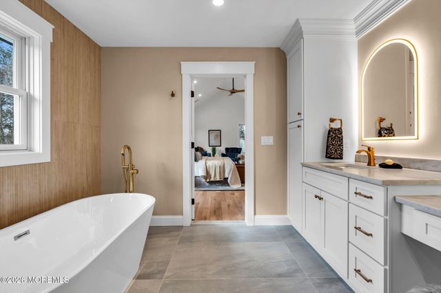 70 Valley Drive E, Atlantic Highlands, NJ 07716