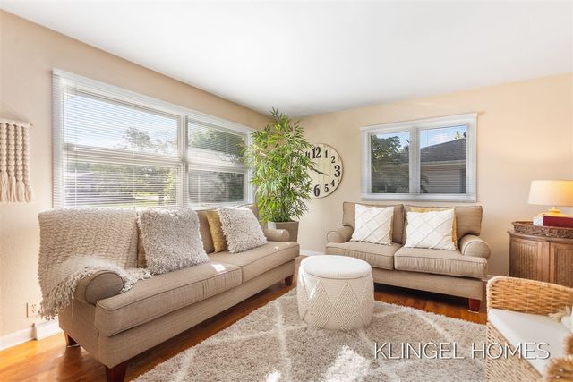 1709 Sheldon Road, Grand Haven, MI 49417