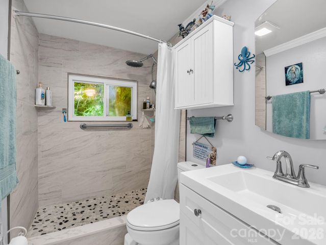 60 Owenby Cove Road, Fairview, NC 28730