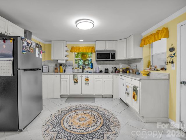 60 Owenby Cove Road, Fairview, NC 28730