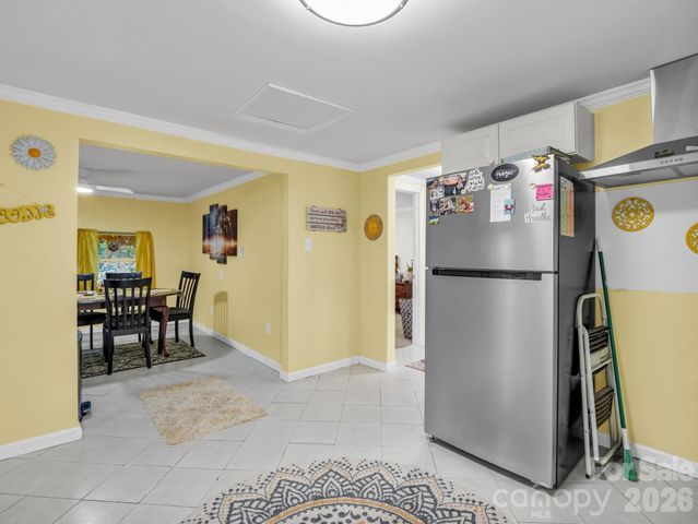 60 Owenby Cove Road, Fairview, NC 28730