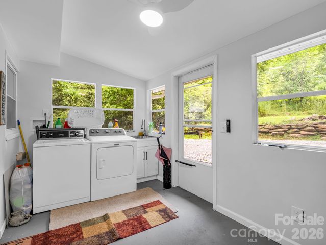60 Owenby Cove Road, Fairview, NC 28730