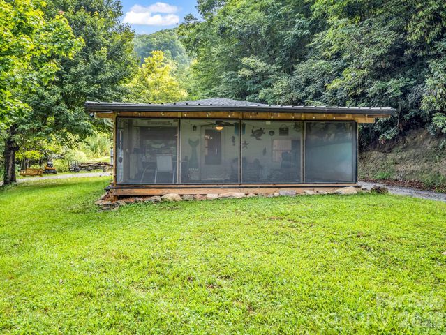 60 Owenby Cove Road, Fairview, NC 28730