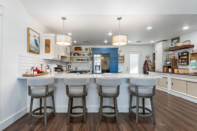 1019 Village Drive, Grove, OK 74344