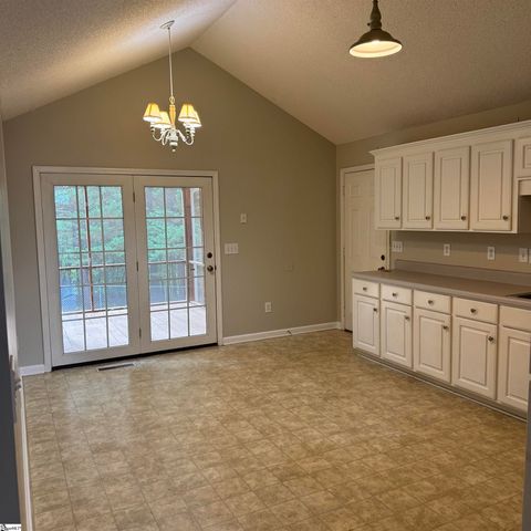 622b W Old Dunham Brodge Road, Greenville, SC 29611