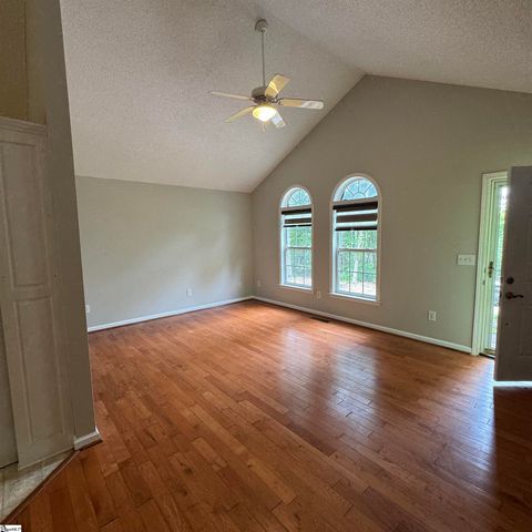 622b W Old Dunham Brodge Road, Greenville, SC 29611
