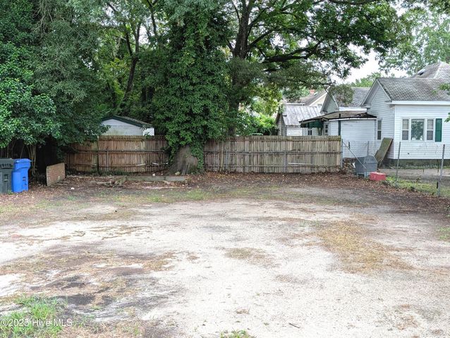 304 Reid Street E, Wilson, NC 27893