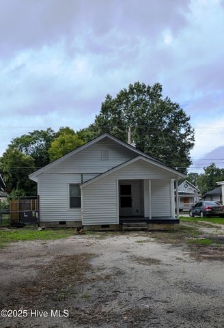 304 Reid Street E, Wilson, NC 27893