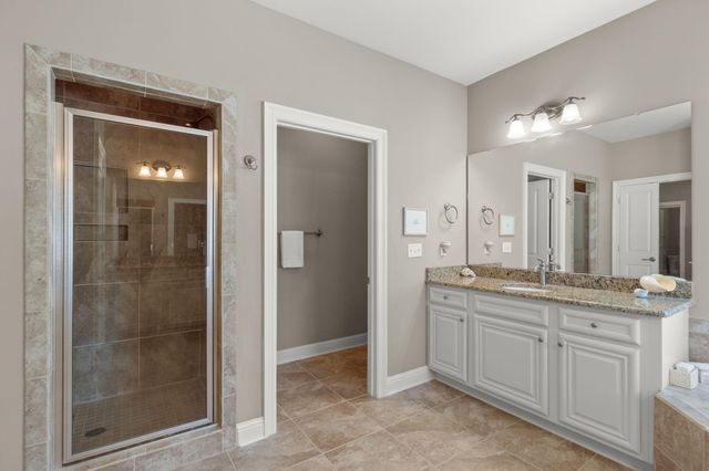 562 Falcon Trail, Niceville, FL 32578