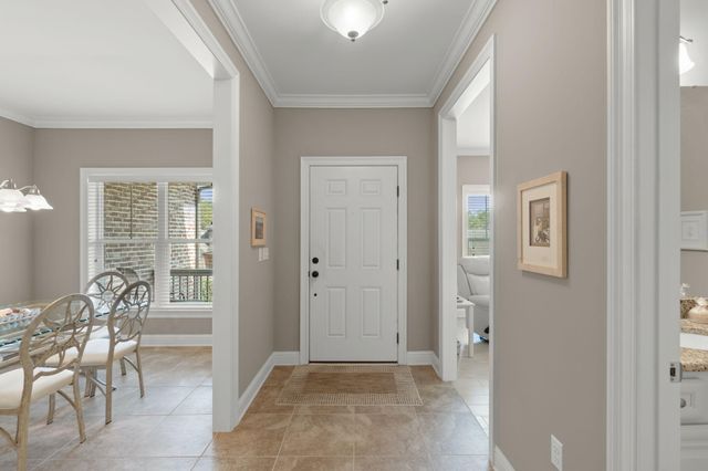 562 Falcon Trail, Niceville, FL 32578