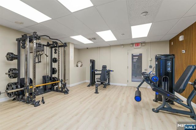 1203 River Road 10L, Edgewater, NJ 07020