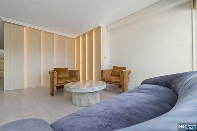 1203 River Road 10L, Edgewater, NJ 07020
