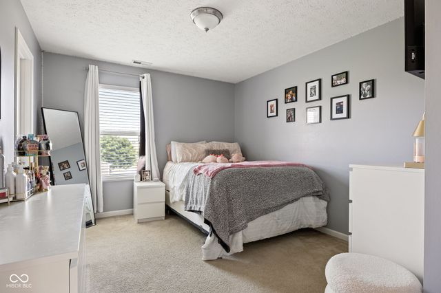 2824 Sonnet Drive, Anderson, IN 46013