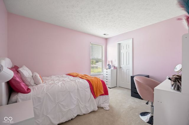 2824 Sonnet Drive, Anderson, IN 46013