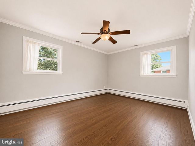 2512 N KENILWORTH ST, Arlington, VA 22207