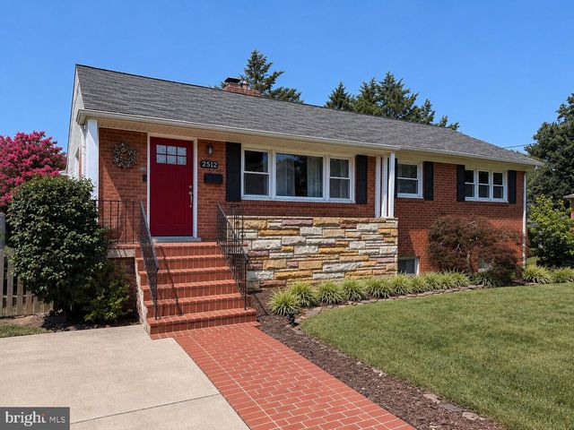 2512 N KENILWORTH ST, Arlington, VA 22207